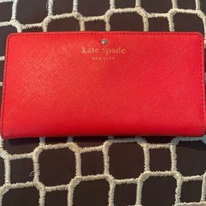 Women’s Kate spade wallet